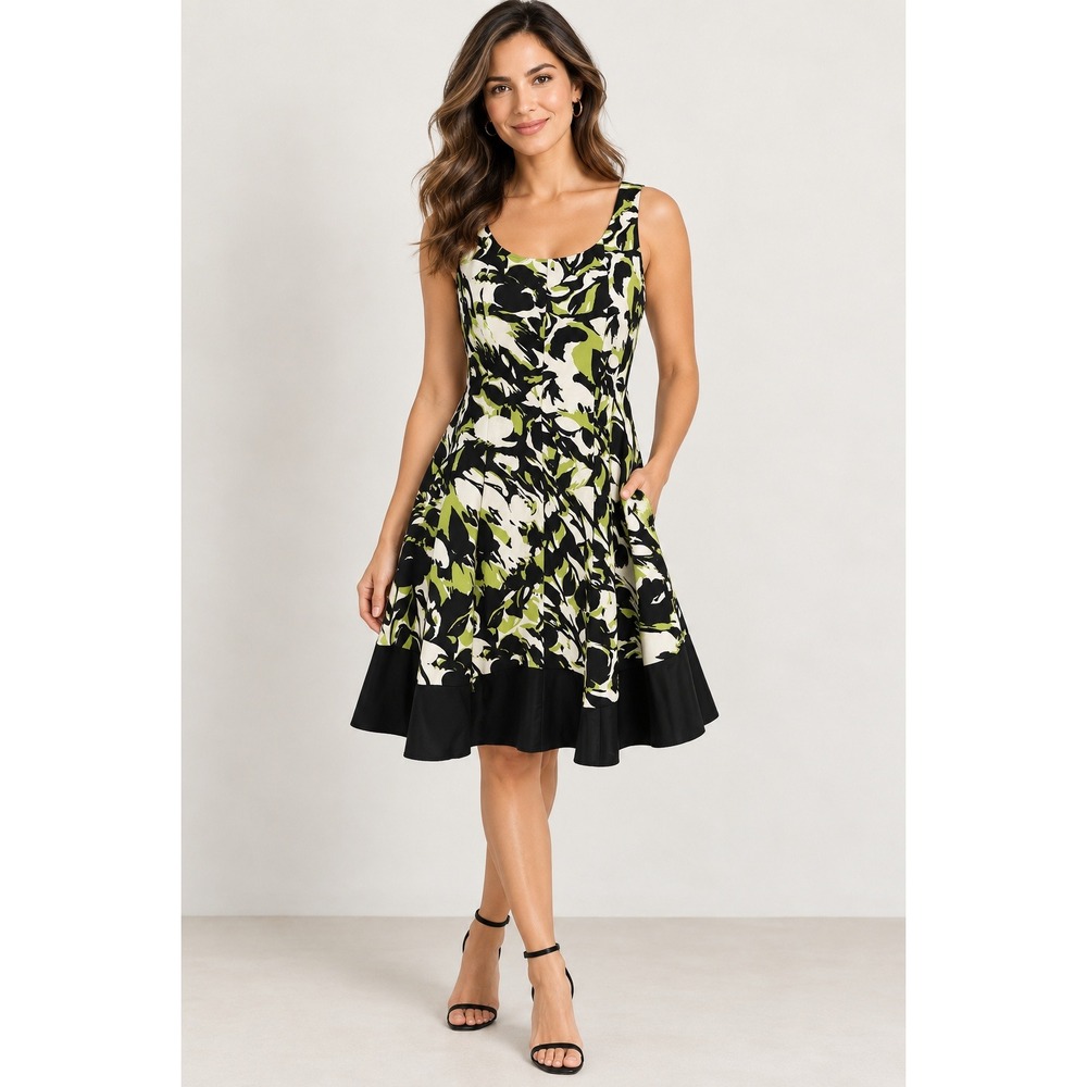 Jessica Howard Fit & Flare Dress 4P Feminine Floral Black Green Preppy Classic